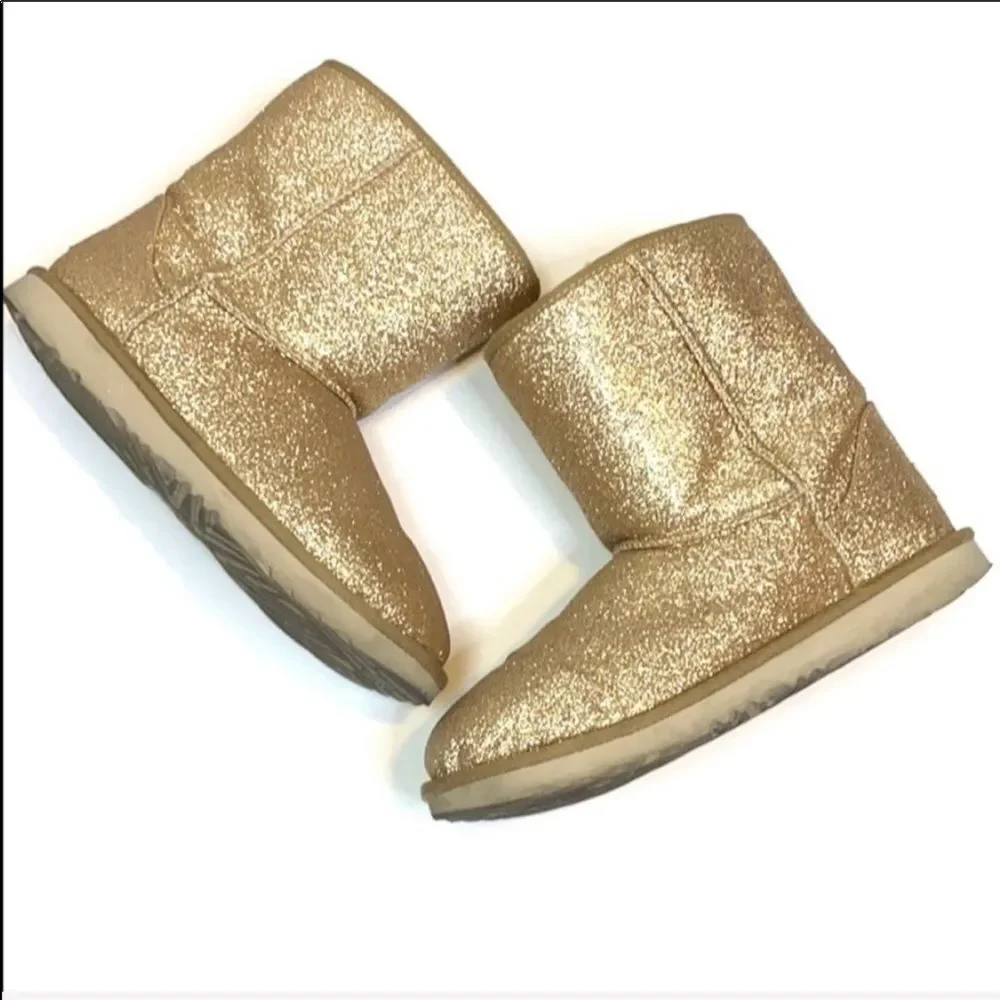 UGG Classic Short II Glitter Women’s Boots Size 6